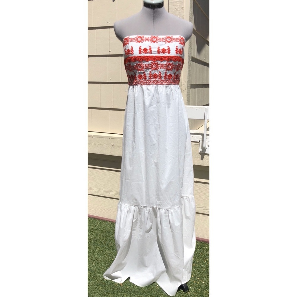 LULUMARI Embroidered Tube Top Maxi Boho Dress
